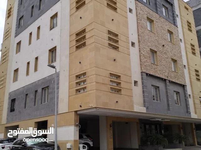 400m2 3 Bedrooms Apartments for Rent in Jeddah As Salamah