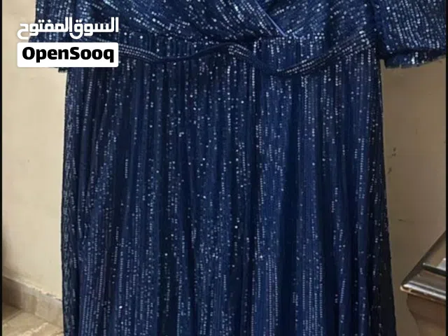 فساتين سهره للبيع