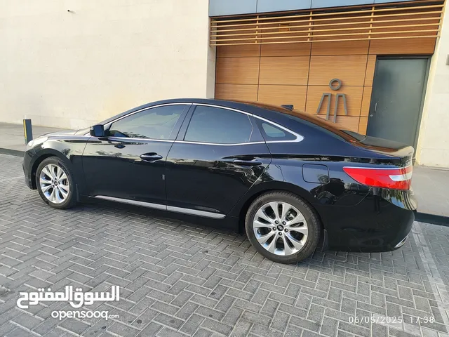 هيونداي أزيرا خليجي 2014 نظيفة جدا 4 سلندر سعة محرك 2400