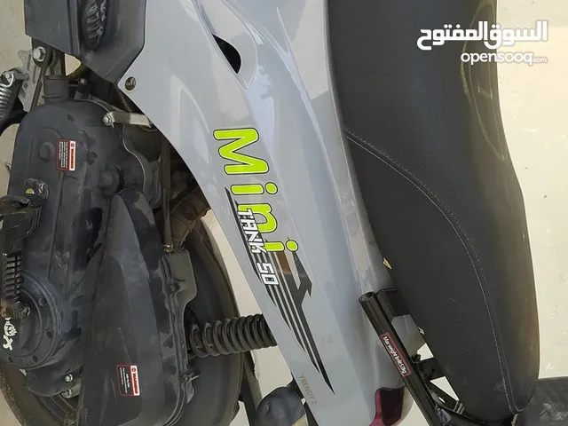 للبيع دراجة بطه شبه جديده امورها طيبه