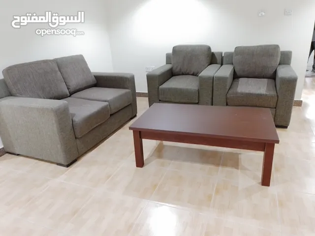 Mel bachelor room najema