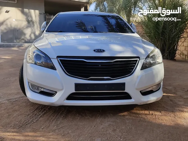 Used Kia Cadenza in Misrata