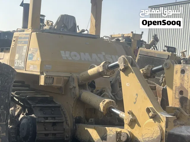 كوماتسو 375
