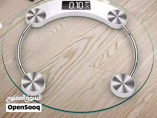 ميزان جسم الاكتروني الدقيق الحجم الامبر يتحمل وزن لغاية 180 كيلو