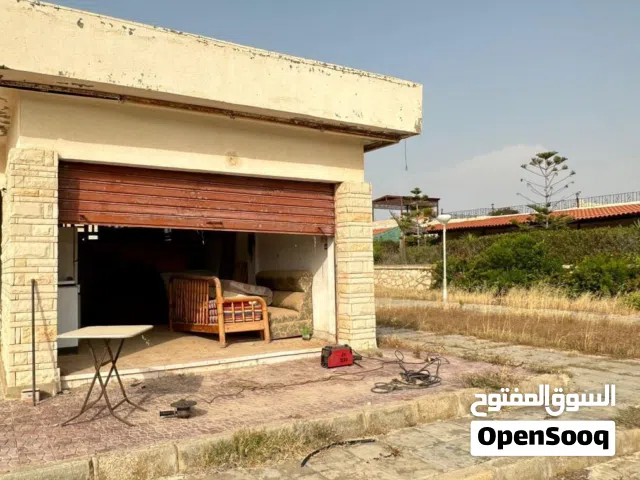 للبيع محل فيه قريه الشروق الساحل الشمالي