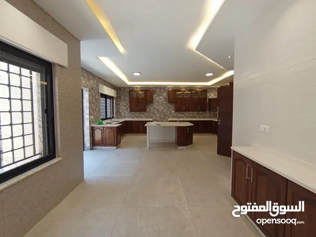 فيلا غير مفروشه في عبدون