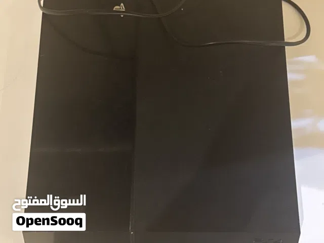 للبيع سوني فور مهكر فيه العاب ps1-ps2 و ps4 مع جهاز نظيف