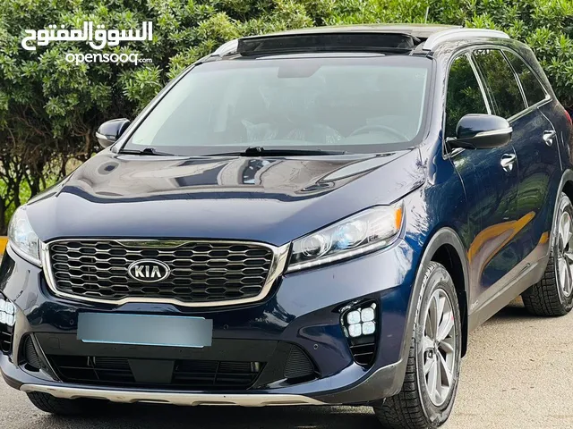 Used Kia Sorento in Tripoli