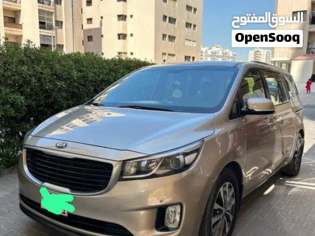 2016 كيا كارنيفال MPV LX