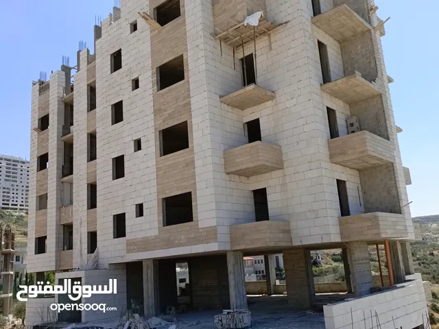شقه للبيع في بيت وزن تحت الملعب