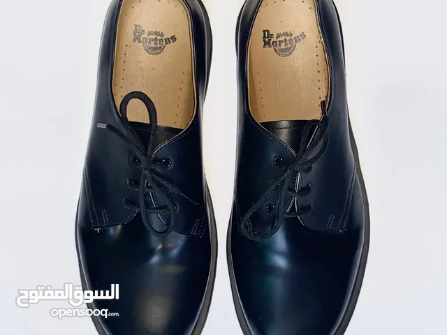 Dr. MARTENS & POLO