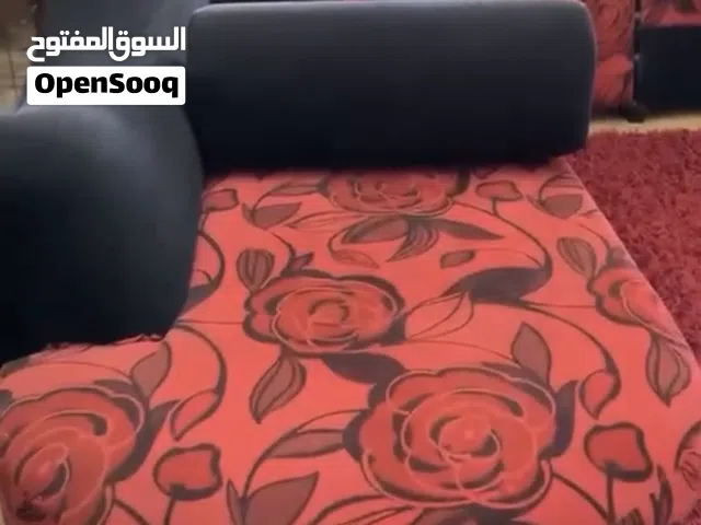 طقم كورنر 7 مقاعد مستعمل نظيف مع السجاد و برادي عدد 2