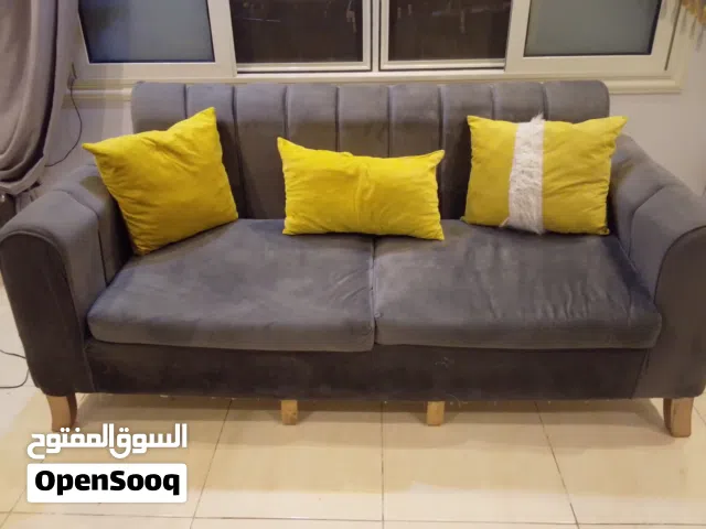 كنبة للبيع