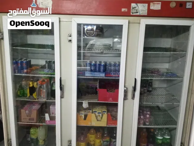 ثلاجة متجر ثلاث ابواب