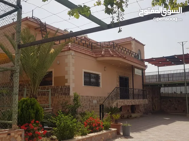 3 Bedrooms Farms for Sale in Madaba lob