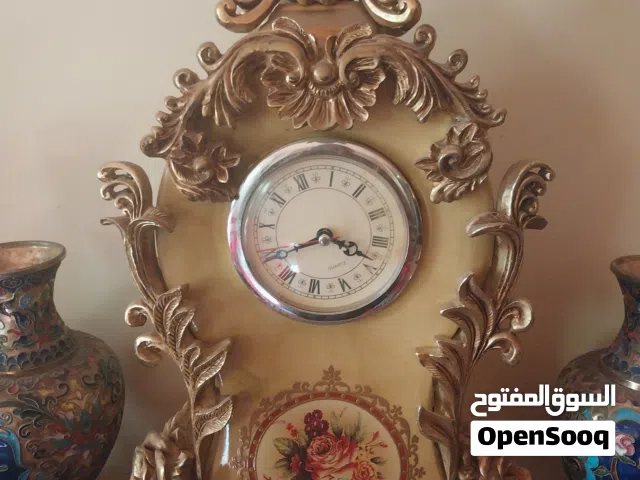 ساعه سيراميك طولها 45سم