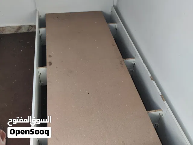 2 اسرة فردية مستعملة الثمن 550 د.ل