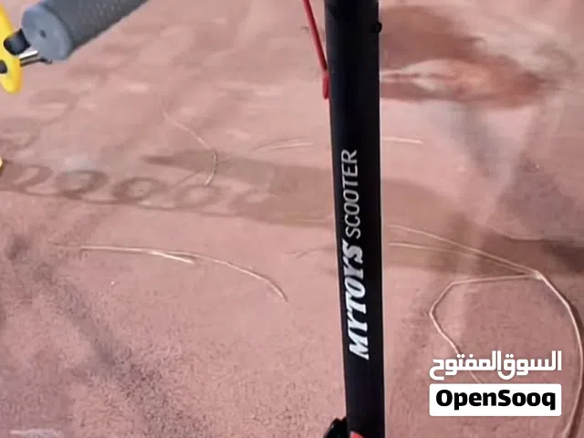 سكوتر كهربائي بحالة الوكاله خالي من كل المشاكل البطاريه بحالة ممتازه