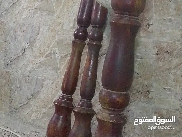قطع خشب لمدرج كامل