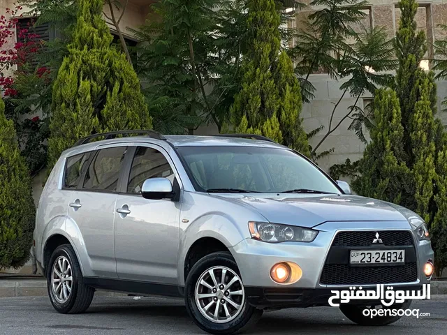 متسويشي اوتلاندر موديل 2013 بحالة ممتازة جداً