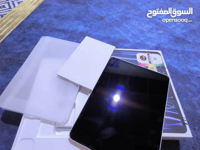 Apple iPad pro 4 128 GB in Basra