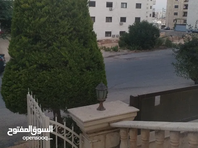 166 m2 5 Bedrooms Townhouse for Sale in Aqaba Al-Markaziya