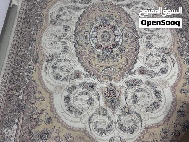 سجاد بحالة ممتازة