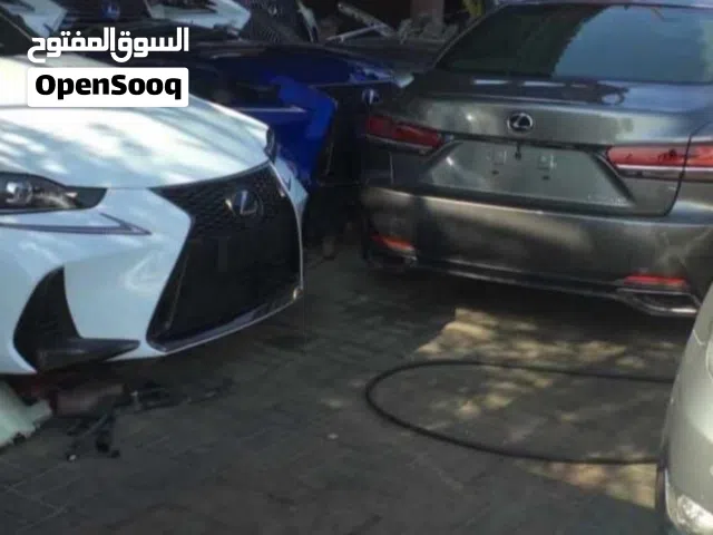 نقوم بتوفير جميع قطع غيار السيارات من الشارقه التجاري و الاصلي