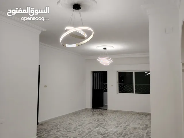 125 m2 4 Bedrooms Apartments for Sale in Amman Marka Al Shamaliya