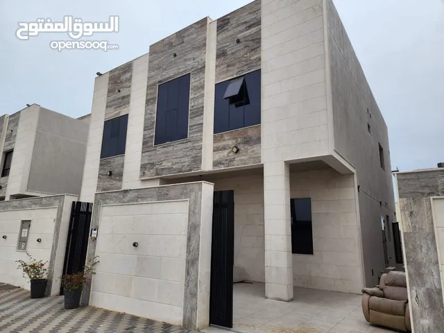 140 m2 3 Bedrooms Villa for Sale in Ajman Al Zahraa