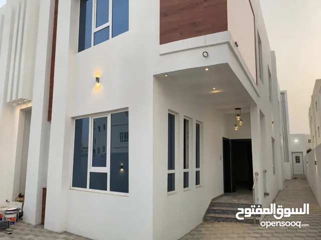 403m2 5 Bedrooms Villa for Sale in Muscat Al Khoud