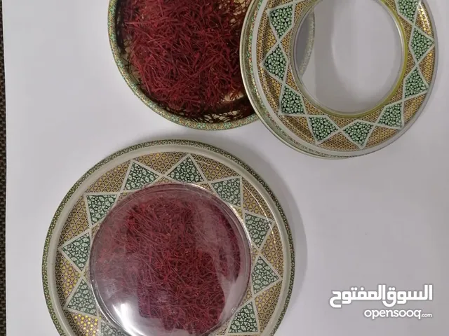 الزعفران الإيراني الذهب الاحمر للبيع