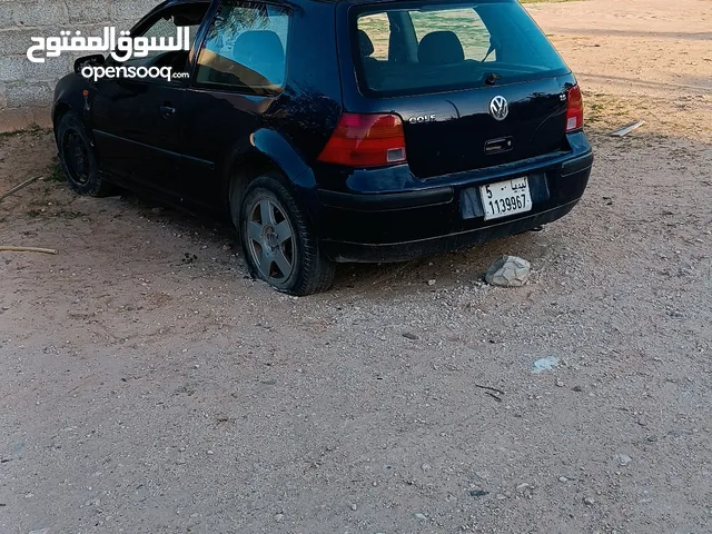 Volkswagen Golf 2001 in Tripoli