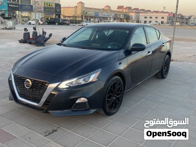 2020 Nissan Altima SR