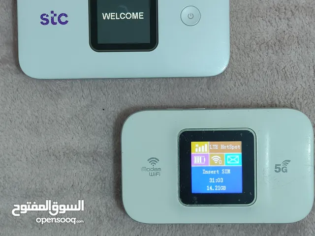 راوترين 4G بحالة ممتازة عرض مميز