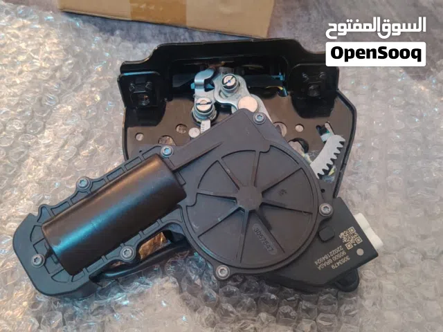 للبيع قفل صندوق سيارة نيسان روج بلاتينيوم 2023 إلى 2026