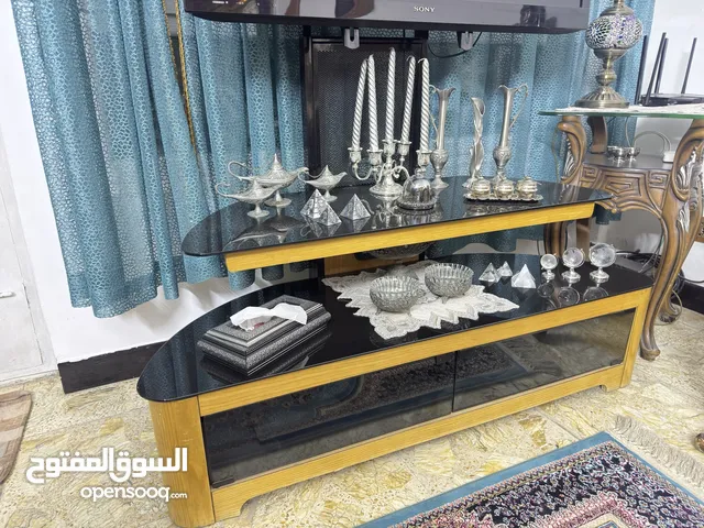 تخم جلوس من خشب زان مطعم بلفظه