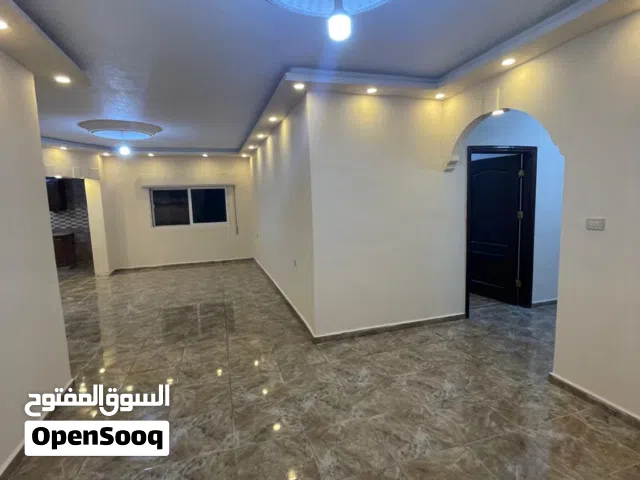 160 m2 4 Bedrooms Apartments for Sale in Zarqa Iskan Al Batrawi