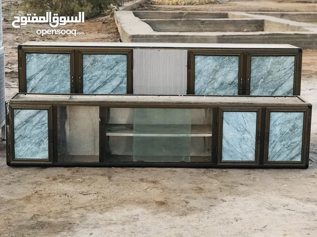 كاونتر مطبخ للبيع سعره 225الف طبلة طعام للبيع السعر 100 الف