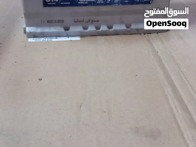 بطارية للبيع  مستعملة بحالة جيدة جدا