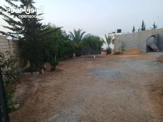 140 m2 3 Bedrooms Townhouse for Sale in Tripoli Tajura