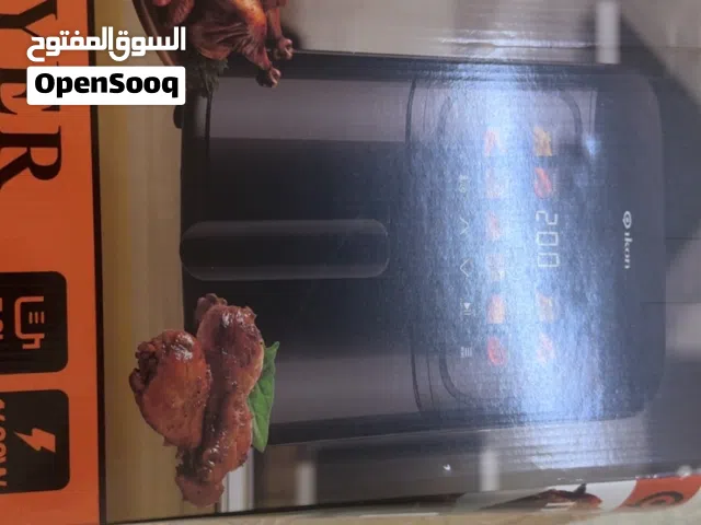 قلاية هوائية اير فراير جديدة استعمال فقط شهر جديدة وبعرض ممتاز