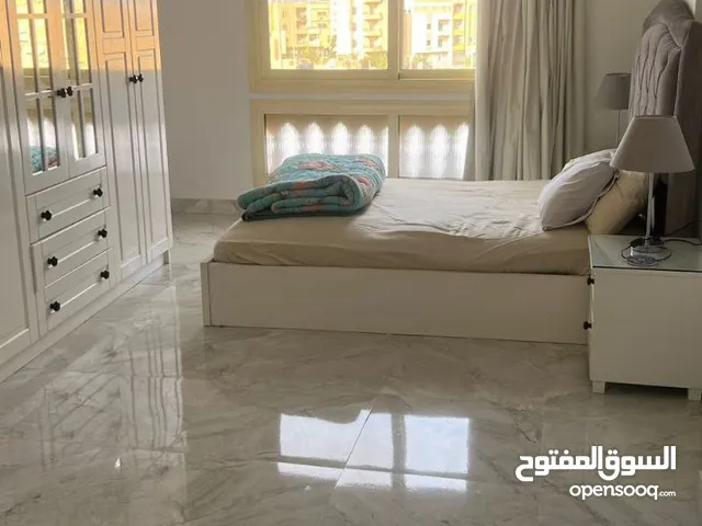 160 m2 3 Bedrooms Apartments for Rent in Cairo Shorouk City