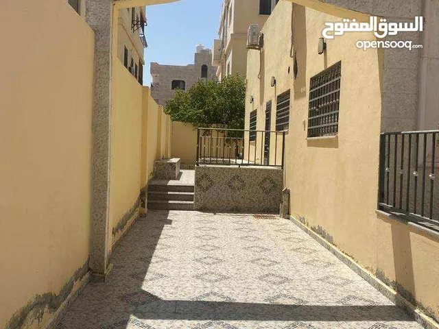 185m2 3 Bedrooms Townhouse for Sale in Aqaba Al Sakaneyeh 10