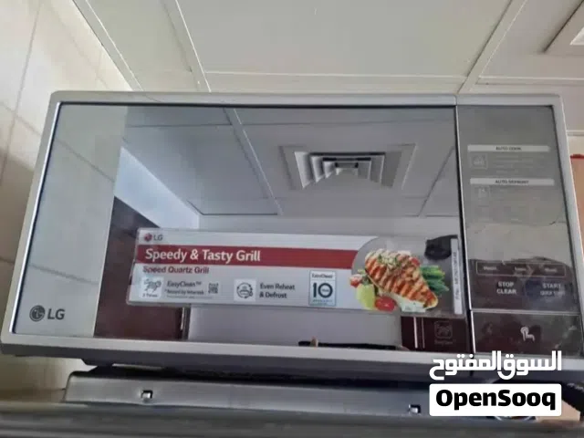 microwave oven