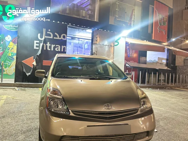 Used Toyota Prius in Amman