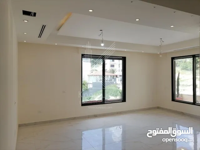 195 m2 3 Bedrooms Apartments for Sale in Amman Dabouq