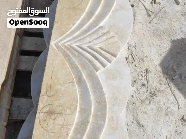 معلم في نحت الحجر الطبيعي ومغاسل رخام صناعي طبيعي خبره في هذا المجال أكثر 16السنه مقيم الاقمه ساريه