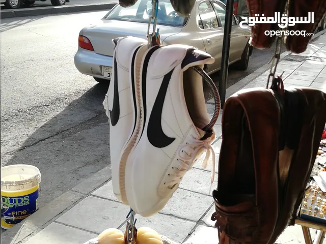 41.5 Sport Shoes in Amman