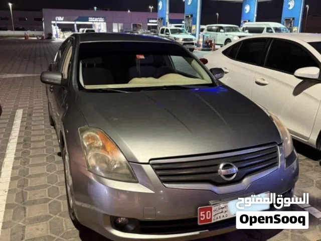 2008 نيسان التيما SV